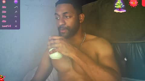 Snapshot of bbcblackhot33 chatting on January 2025 02:17:01 AM john online show from January 2025 02:17:01 AM