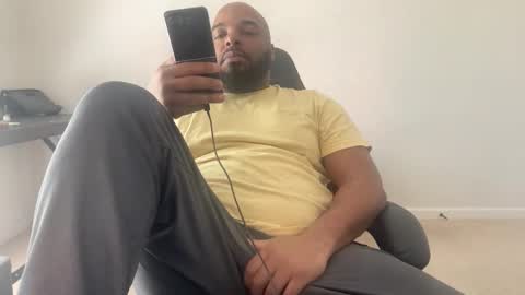 Zaddy online show from March 2026 06:02:02 PM