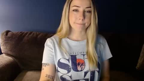 Snapshot of bbgirlnextdoor chatting on May 2026 10:21:01 AM bbgirlnextdoor online show from May 2026 10:21:01 AM
