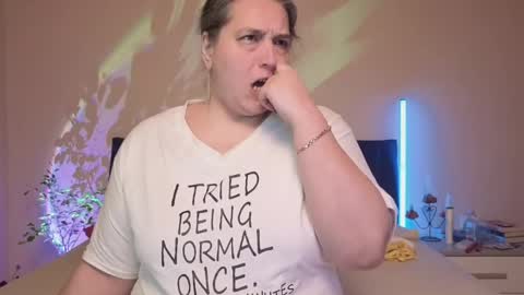 Snapshot of bbw_goddes chatting on April 2026 08:33:01 PM Love online show from April 2026 08:33:01 PM