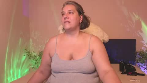 Love online show from July 2026 07:39:01 PM