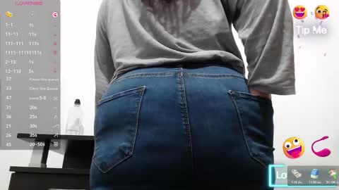 Emma online show from November 2025 09:34:01 AM