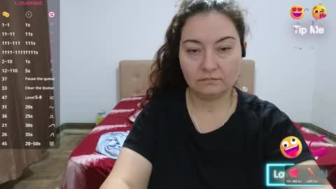 Emma online show from December 2025 07:32:01 PM