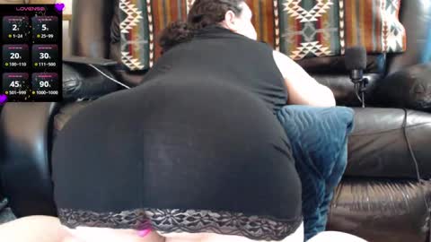 Julie online show from January 2025 02:00:01 PM