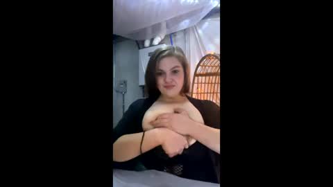 PlushiePrincess online show from May 2026 02:40:02 AM