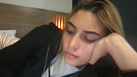 bbypiamia online show from March 2026 06:41:01 PM