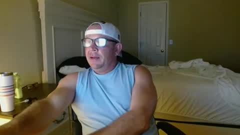 bdon1977 online show from October 2025 03:27:01 AM