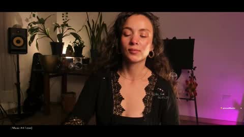 Snapshot of be_lov chatting on March 2025 11:36:02 AM Call me Bells Next Stream on Wednesday Feb 26 online show from March 2025 11:36:02 AM