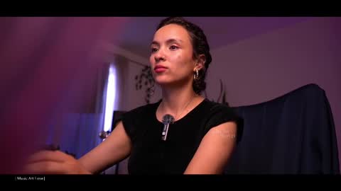 Snapshot of be_lov chatting on March 2025 02:40:02 PM Call me Bells Next Stream on Wednesday Feb 26 online show from March 2025 02:40:02 PM