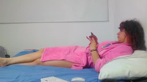 Sara  Juan online show from December 2024 08:11:02 AM