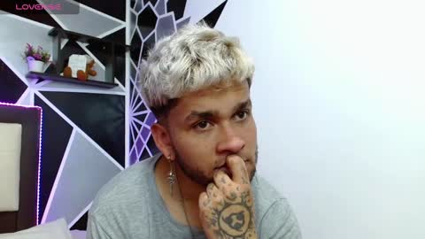 Sara  Juan online show from March 2025 02:32:01 AM