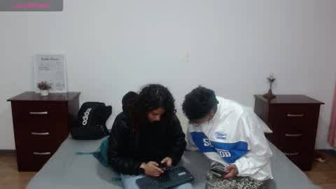 Sara  Juan online show from October 2025 02:20:01 AM