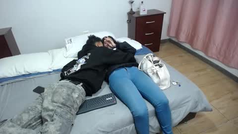 Sara  Juan online show from December 2025 03:23:01 AM