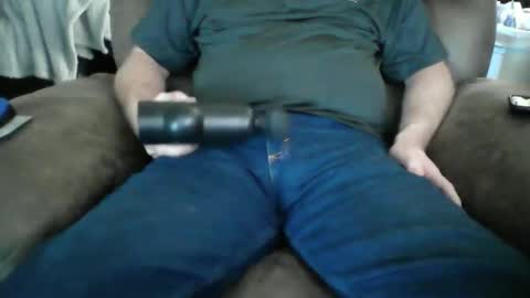 Snapshot of beachguy38 chatting on February 2025 06:15:02 PM beachguy38 online show from February 2025 06:15:02 PM