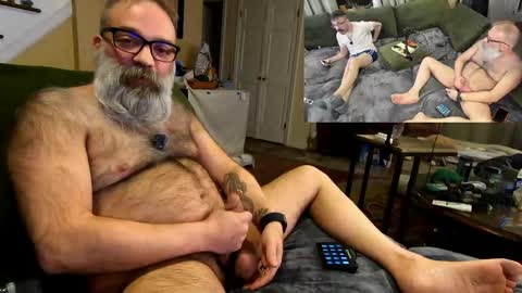 Snapshot of bear_in_mind chatting on March 2026 01:06:02 AM BareBear online show from March 2026 01:06:02 AM