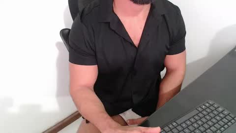 Beard Guy online show from May 2026 11:04:02 AM