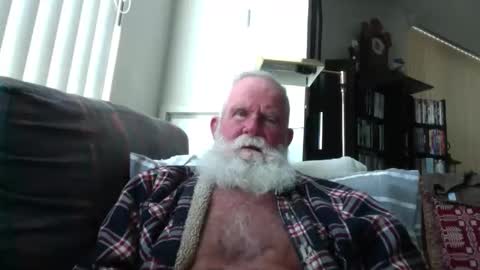 beardbushy online show from May 2026 02:56:01 PM