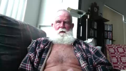 beardbushy online show from May 2026 03:39:02 PM