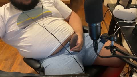 Snapshot of beardudeguy chatting on December 2024 06:49:02 AM beardudeguy online show from December 2024 06:49:02 AM