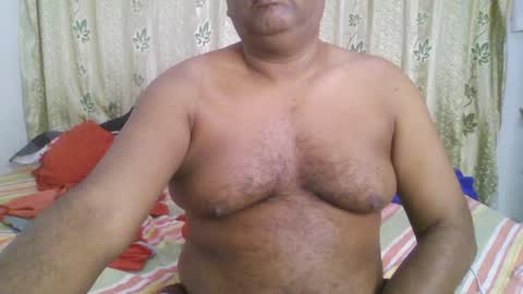 Snapshot of beargryzzly chatting on December 2024 09:21:01 AM Grizzly online show from December 2024 09:21:01 AM