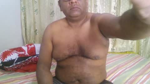 Snapshot of beargryzzly chatting on January 2025 11:56:01 AM Grizzly online show from January 2025 11:56:01 AM