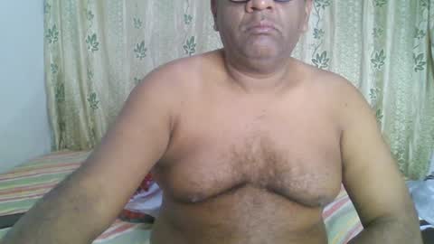 Snapshot of beargryzzly chatting on January 2025 04:16:02 AM Grizzly online show from January 2025 04:16:02 AM