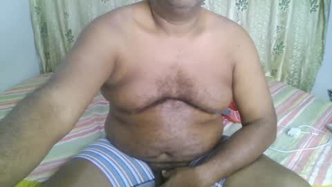 Snapshot of beargryzzly chatting on January 2025 08:02:02 AM Grizzly online show from January 2025 08:02:02 AM