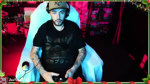 Snapshot of beastbxy chatting on December 2024 08:23:02 AM beast bxy online show from December 2024 08:23:02 AM