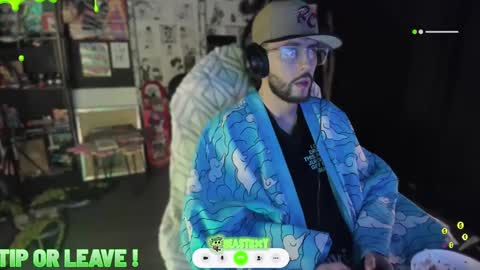 Snapshot of beastbxy chatting on January 2025 07:11:02 AM beast bxy online show from January 2025 07:11:02 AM