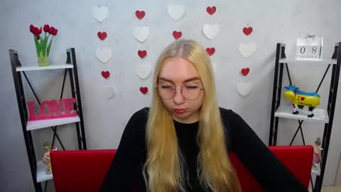 Snapshot of beatriceflyy chatting on December 2024 09:13:01 AM BeatriceFlyy online show from December 2024 09:13:01 AM