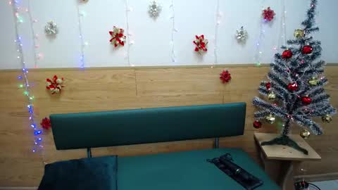 Snapshot of beatriceflyy chatting on December 2024 01:28:01 PM BeatriceFlyy online show from December 2024 01:28:01 PM