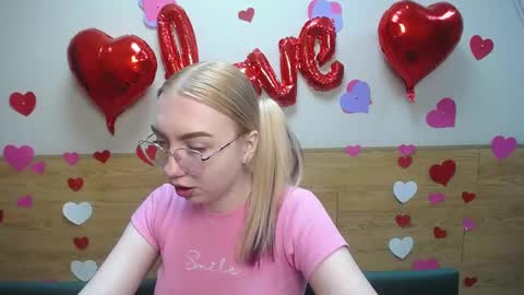 Snapshot of beatriceflyy chatting on February 2025 08:27:02 AM BeatriceFlyy online show from February 2025 08:27:02 AM