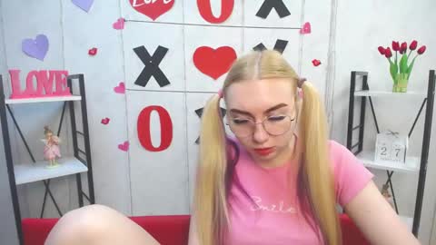 Snapshot of beatriceflyy chatting on February 2025 04:32:01 PM BeatriceFlyy online show from February 2025 04:32:01 PM