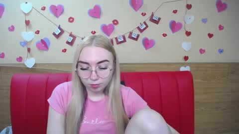 Snapshot of beatriceflyy chatting on February 2025 01:14:01 PM BeatriceFlyy online show from February 2025 01:14:01 PM