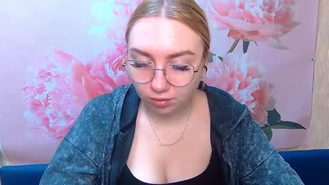 Snapshot of beatriceflyy chatting on September 2025 05:29:01 AM BeatriceFlyy online show from September 2025 05:29:01 AM