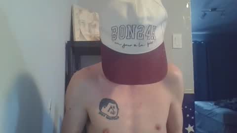 Snapshot of beaulieu2027 chatting on December 2025 07:44:01 PM beaulieu2027 online show from December 2025 07:44:01 PM