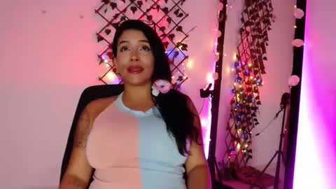 Snapshot of beautibellah chatting on February 2026 02:52:02 AM beautibellah online show from February 2026 02:52:02 AM