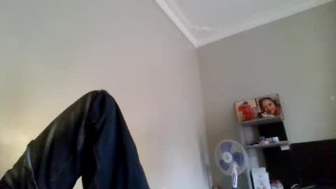 Snapshot of beautie699392 chatting on June 2026 03:11:02 PM Lil stunner online show from June 2026 03:11:02 PM