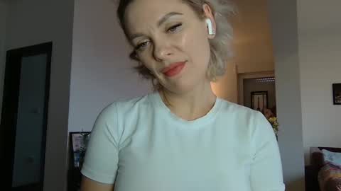 Beautifulkollette online show from January 2025 11:45:02 AM