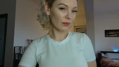 Beautifulkollette online show from January 2025 11:37:02 AM