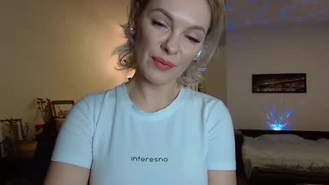 Beautifulkollette online show from January 2025 11:28:01 AM