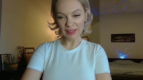 Beautifulkollette online show from February 2025 12:26:02 PM