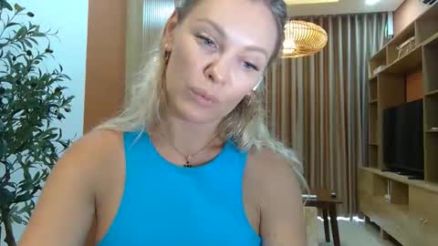 Beautifulkollette online show from September 2025 04:57:01 AM