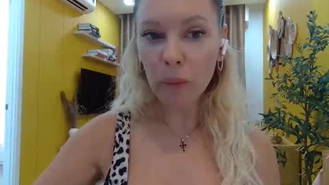 Beautifulkollette online show from September 2025 06:04:02 AM