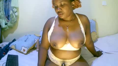 Snapshot of beautifulpeach2 chatting on February 2025 02:03:02 AM beautifulpeach2 online show from February 2025 02:03:02 AM