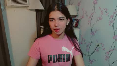 Snapshot of beautifultrixie chatting on January 2026 10:23:01 PM TRIXIE online show from January 2026 10:23:01 PM