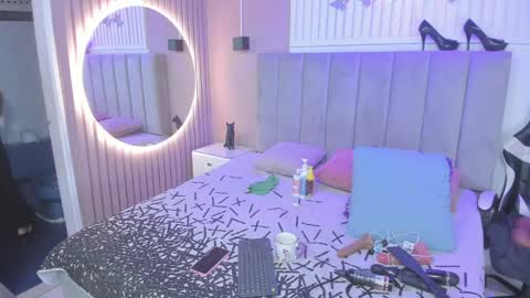 Chantall online show from June 2026 03:12:01 AM