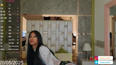 Snapshot of beauty_nina chatting on May 2026 01:39:02 PM beauty_nina online show from May 2026 01:39:02 PM