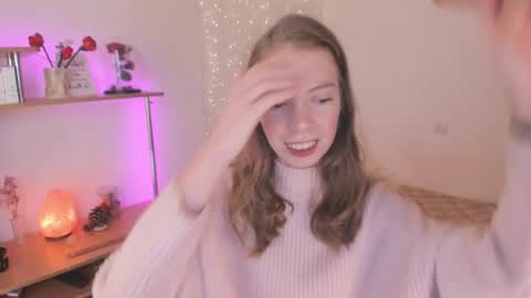 Snapshot of beautyeliise chatting on September 2025 09:10:02 AM Eliise online show from September 2025 09:10:02 AM