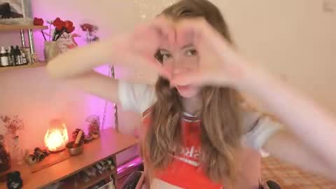 Eliise online show from June 2026 08:11:02 AM